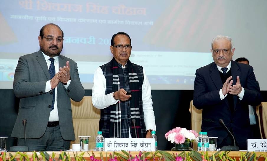 कृषि मंत्री शिवराज सिंह ने जारी कीं 184 नई किस्में