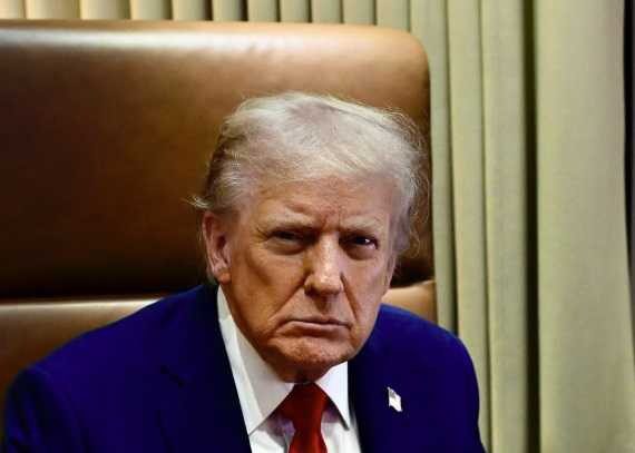 ट्रंप की चेतावनी: 'खा जाएगा चीन'