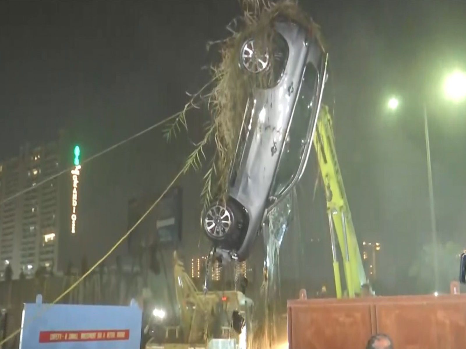 युवराज मेहता नोएडा हादसा