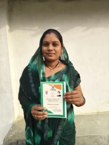 मुख्यमंत्री हेल्पलाइन 1076 और सेवा सेतु से राशन कार्ड आधार और निवास प्रमाण पत्र का समाधान