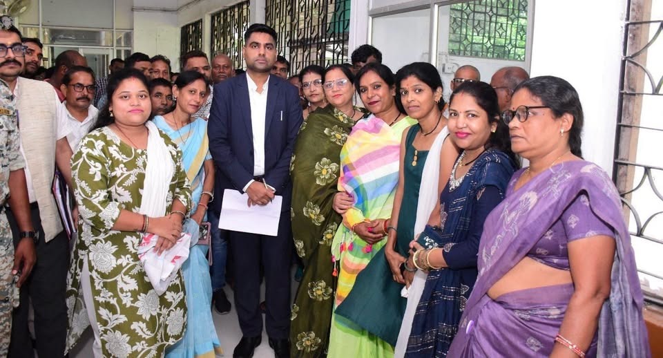 राजनांदगांव में जनदर्शन के आवेदन पर एक्शन, पार्किंग से हटा अवैध कब्जा